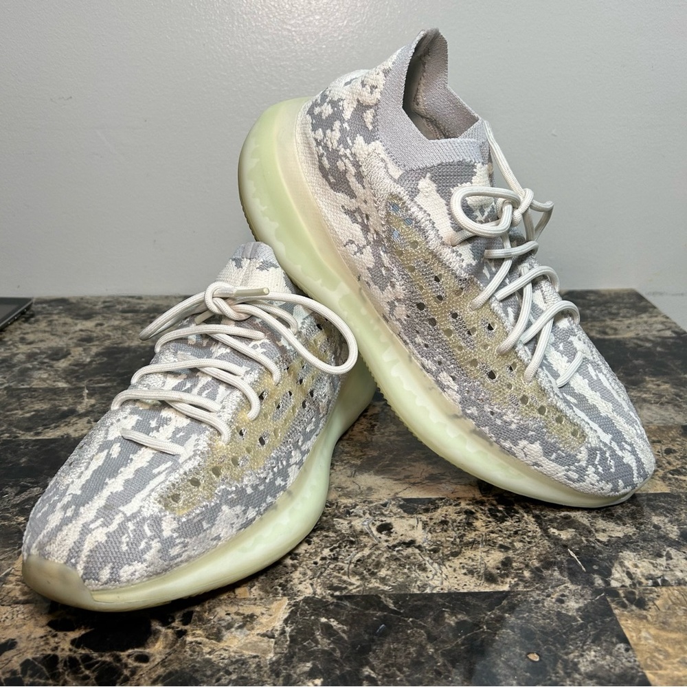 Yeezy 380 Alien (NO BOX) SZ 11